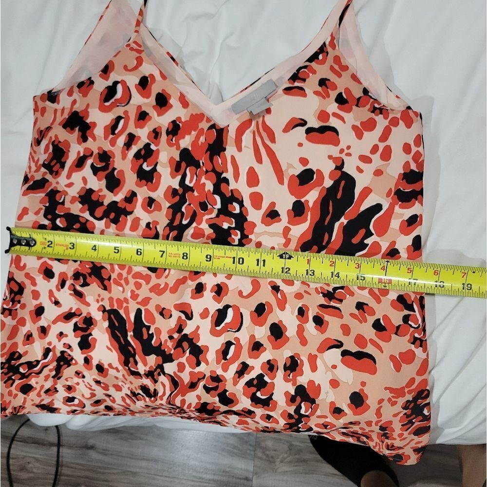 H&M leopard print top - Picture 8 of 10